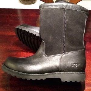 UGG Australia Youth Riverton Boot